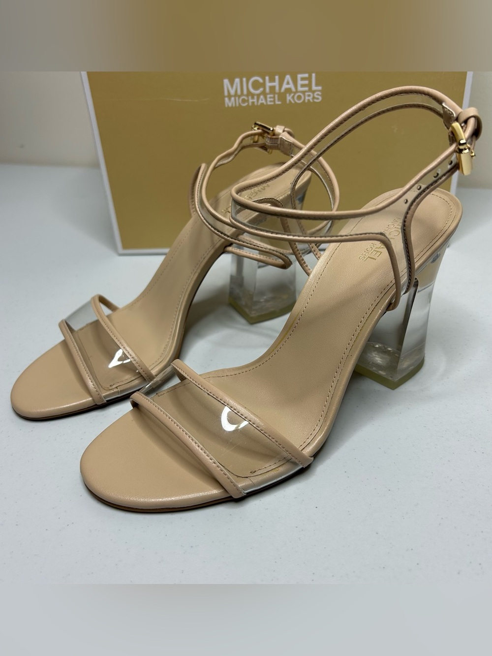 Michael Kors Tori Sandals Women’s US Size 7M Beige Leather Clear Block Heels